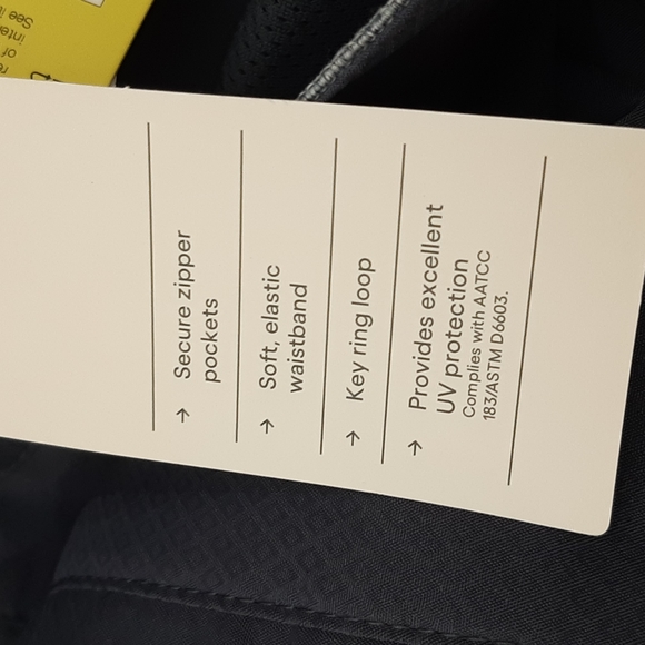 All in Motion Blue travel shorts size 40 - Picture 6 of 8